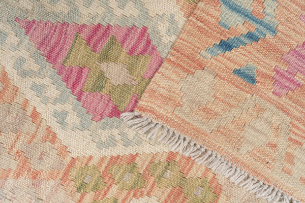 Kilim Afegão 177x134 cm.